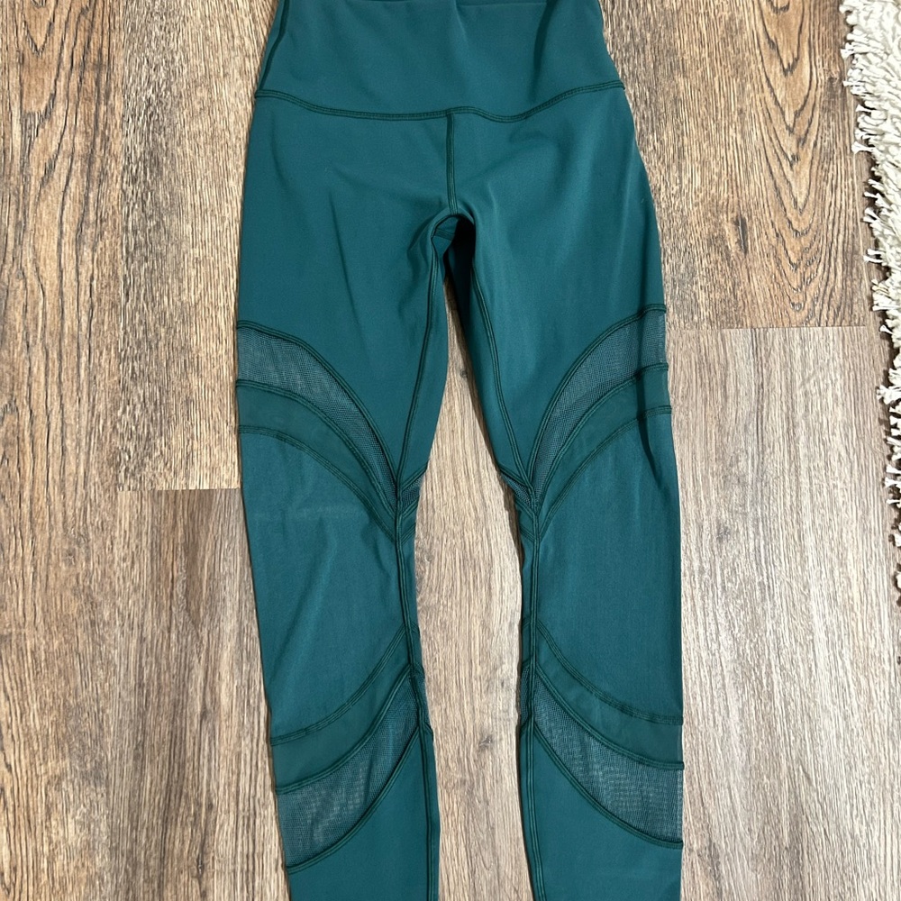 LULULEMON ATHLETICA